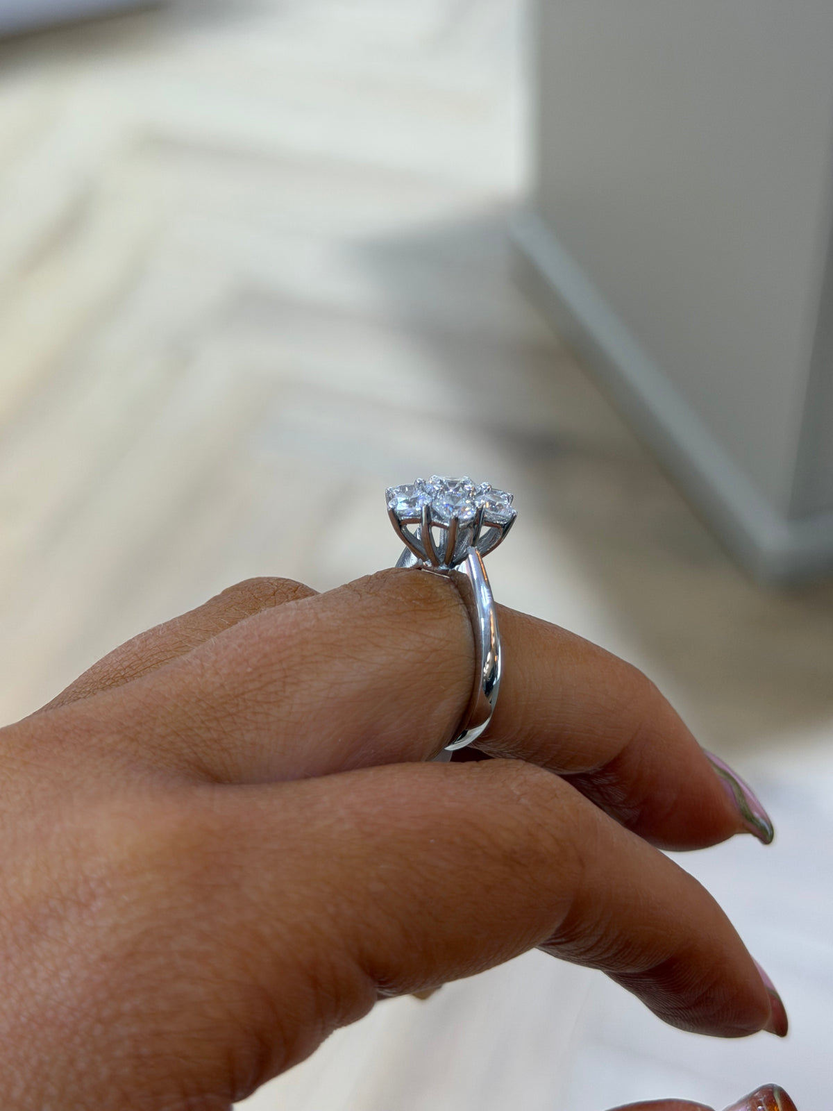 The Marguerite | 2.51ct Total Daisy Cluster Lab Grown Diamond Ring | 9k White Gold