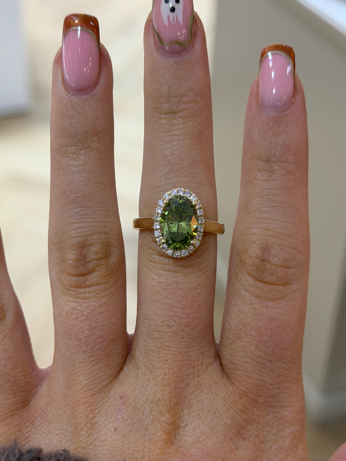 The Sunlit Forest | 3.01ct Fancy Vivid Green Oval Lab Grown Diamond Ring | 9k Yellow Gold
