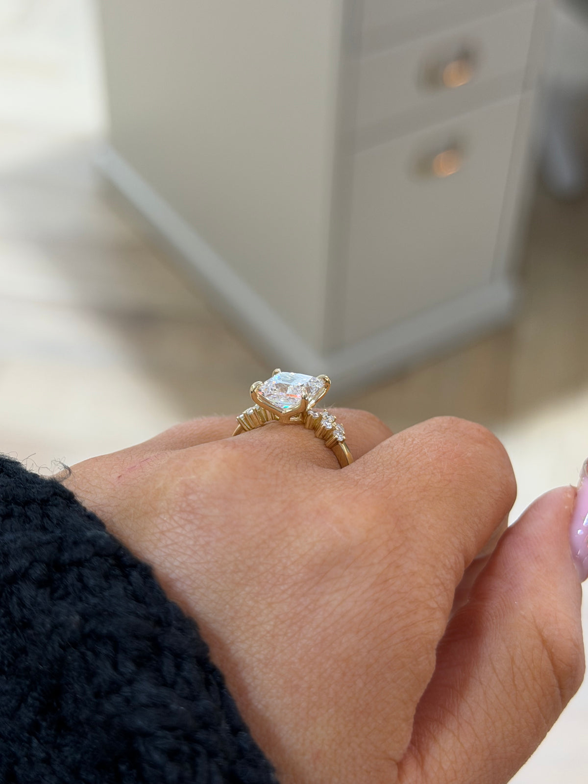 The Elara princess cut lab grown diamond cluster ring, 9k yellow gold, side view