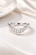 Graduated Baguette Wishbone Band – White Gold
