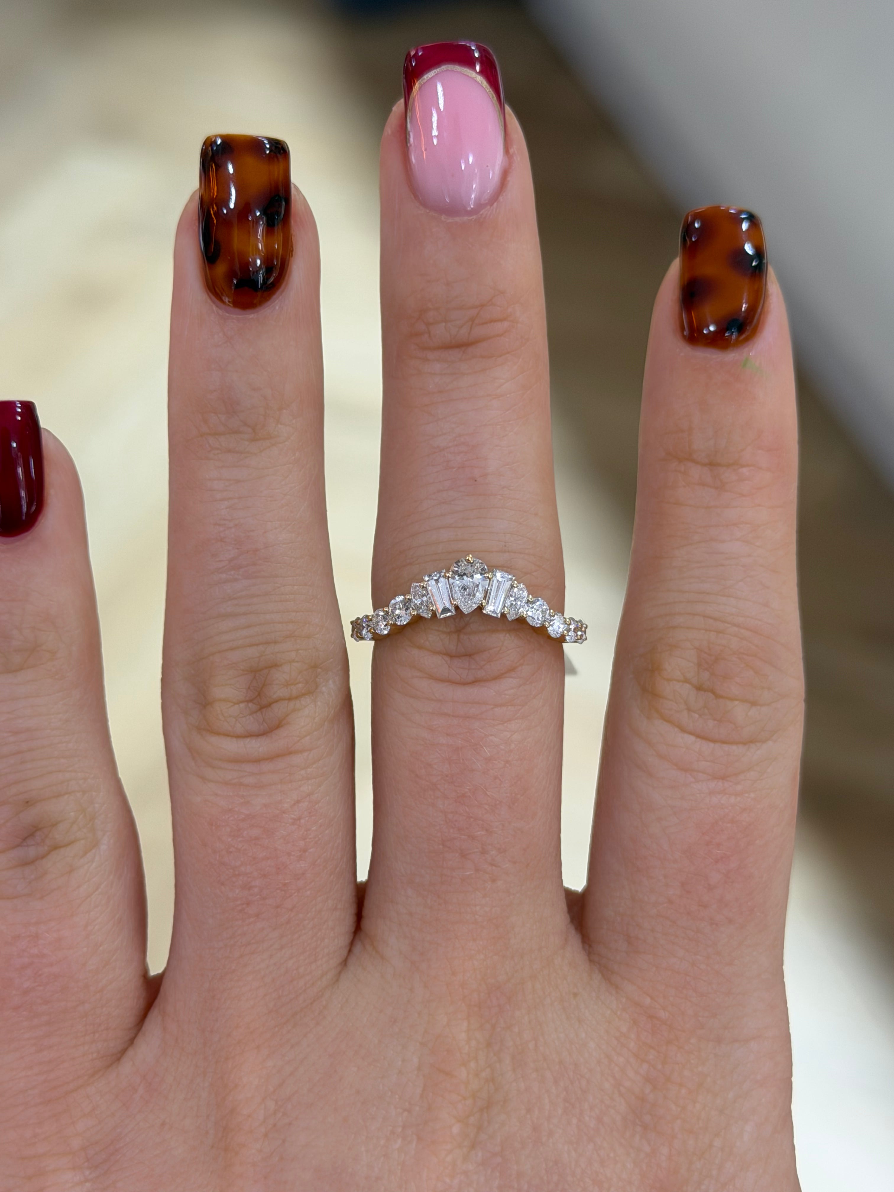Graduated Baguette Wishbone Band