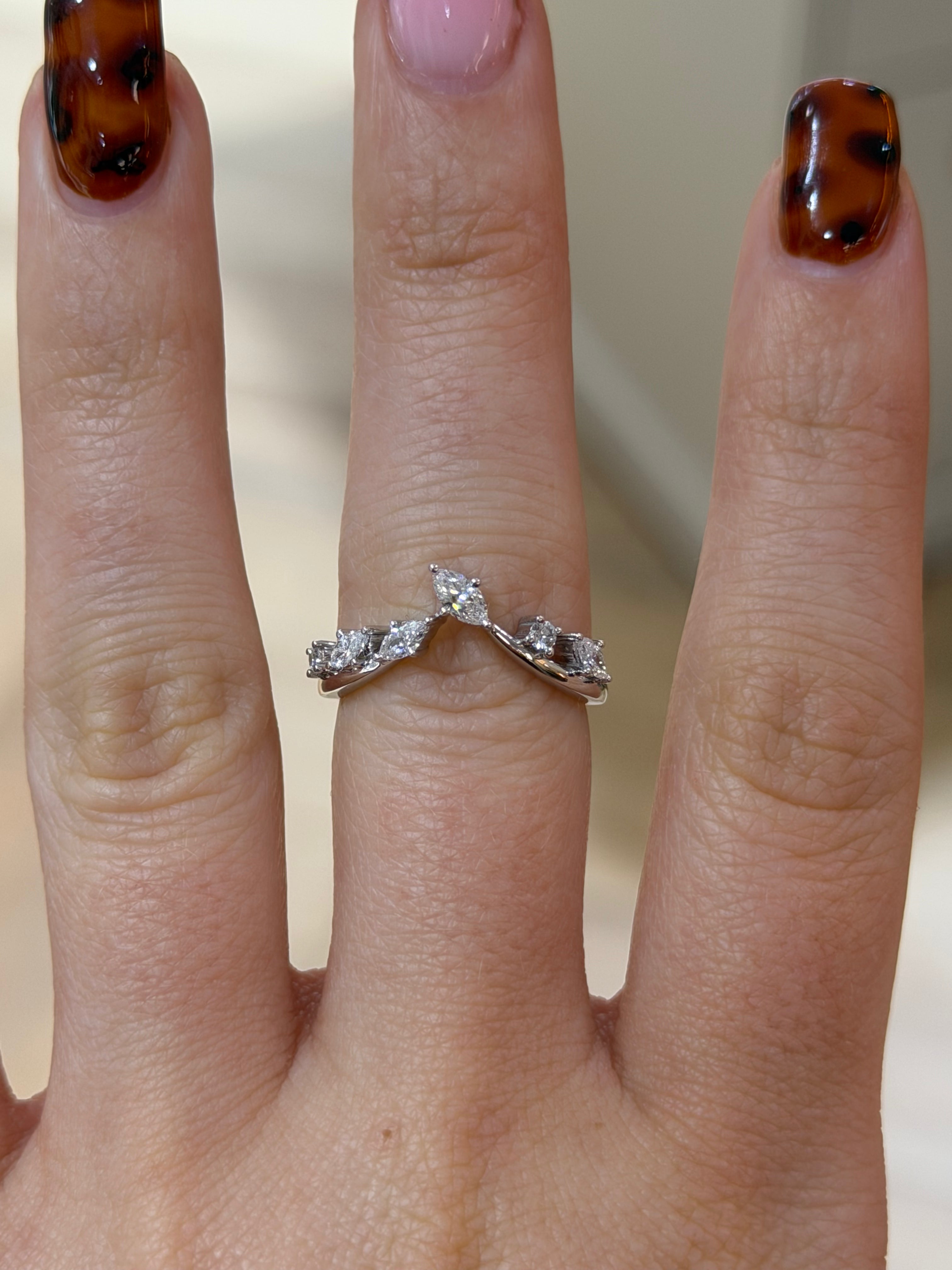 Marquise Cluster Wishbone Band – White Gold