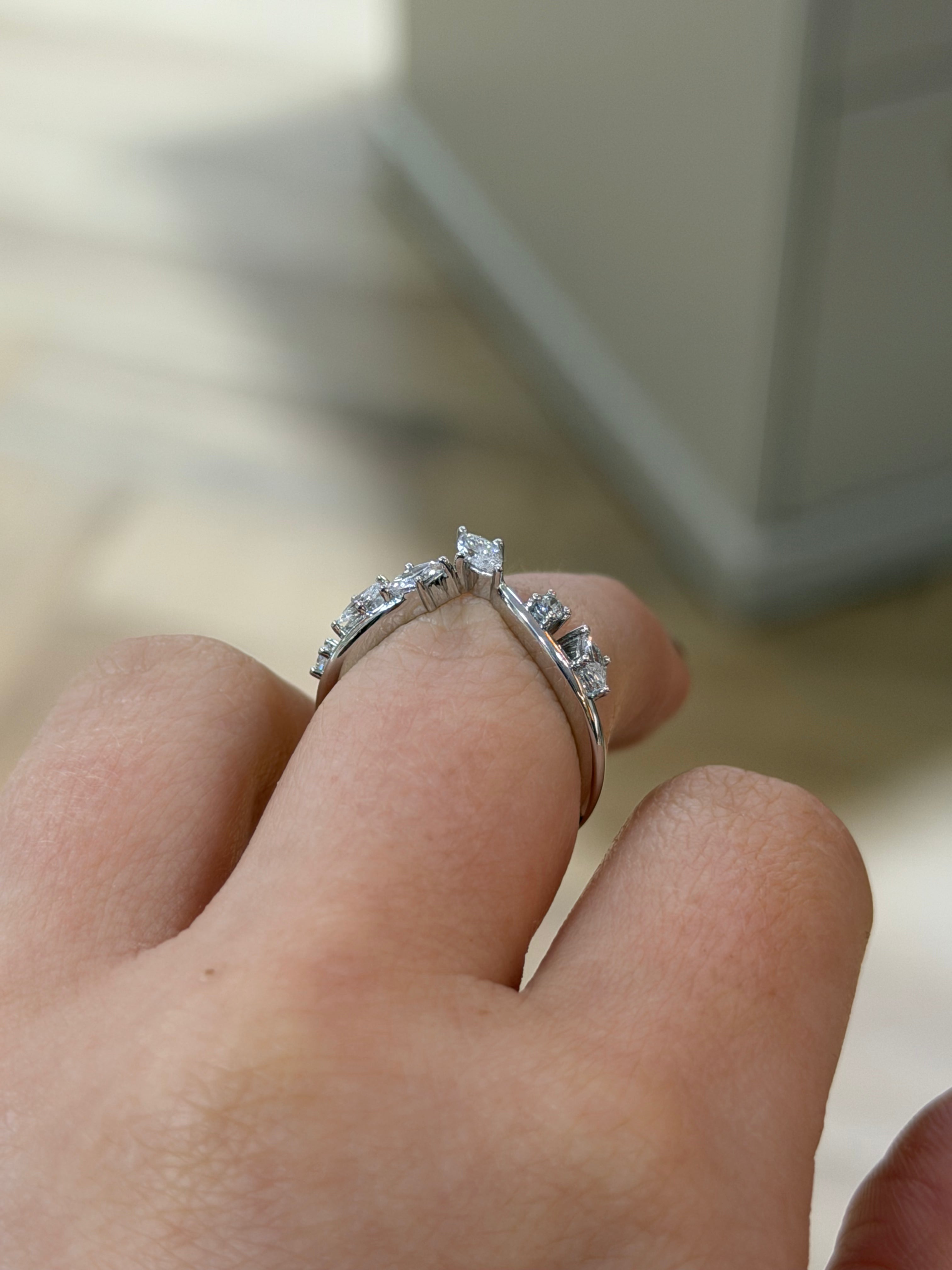 Marquise Cluster Wishbone Band – White Gold