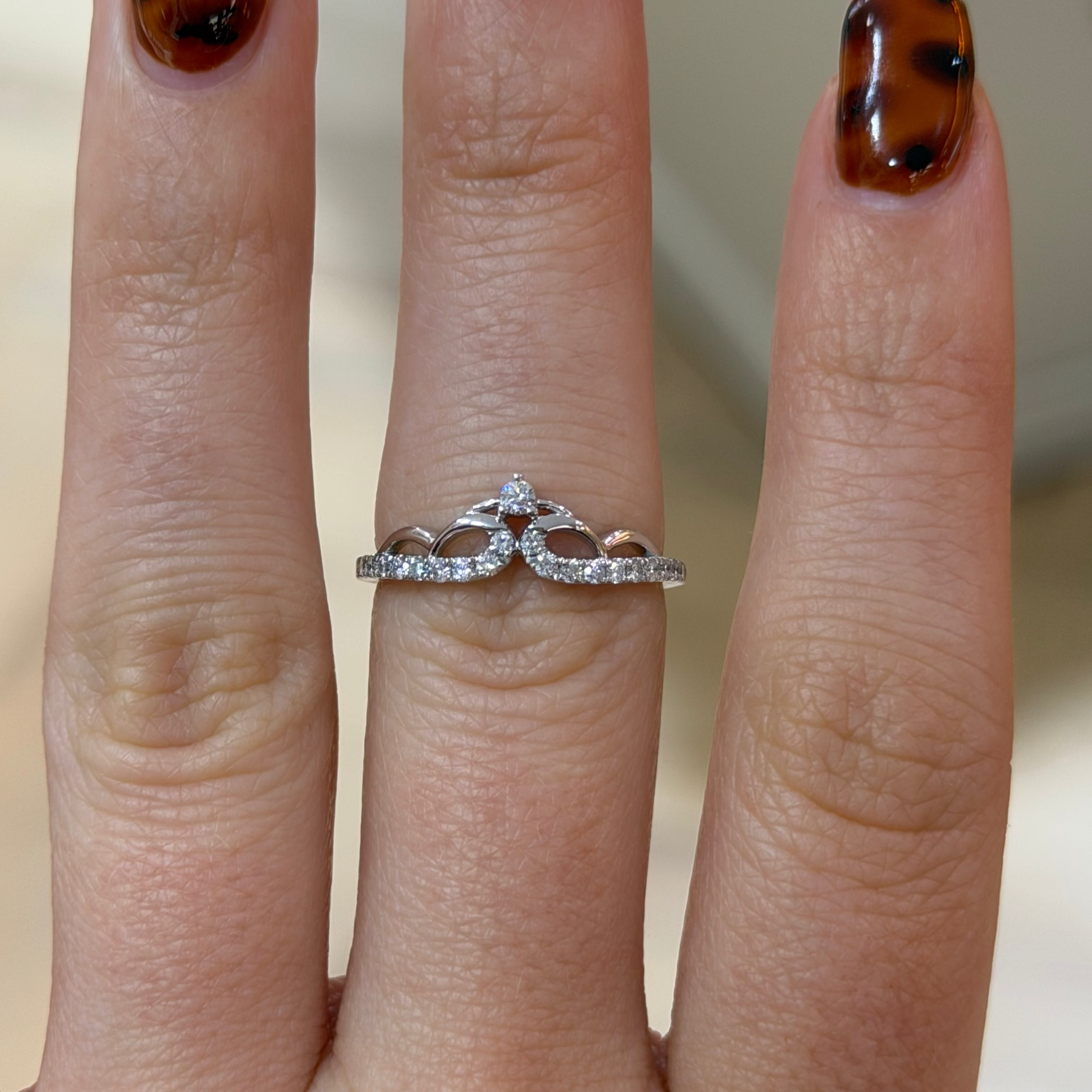 Petite Crown Wedding Band – White Gold