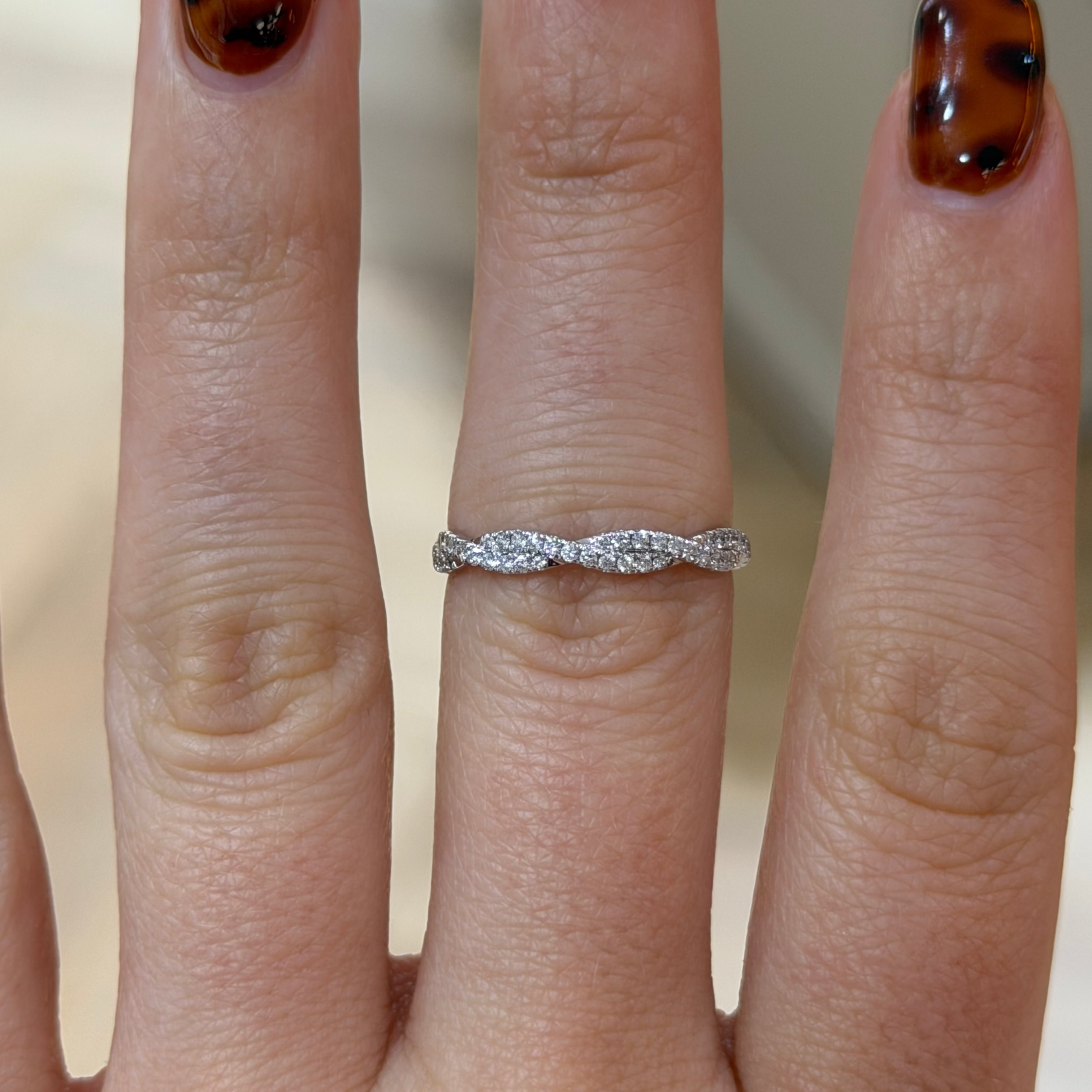 Woven Twist Pavé Band – White Gold