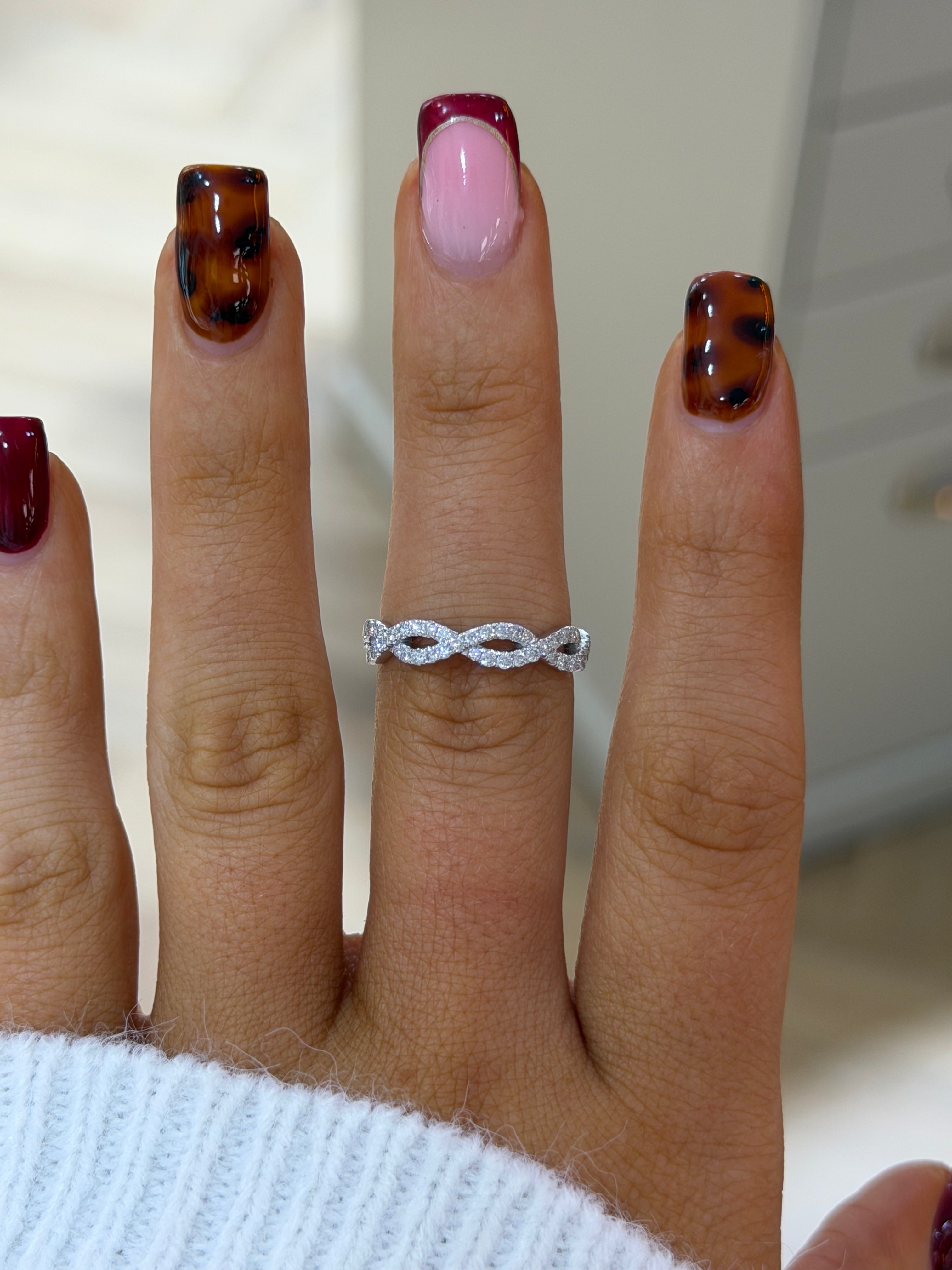 Infinity Twist Pavé Wedding Band – White Gold