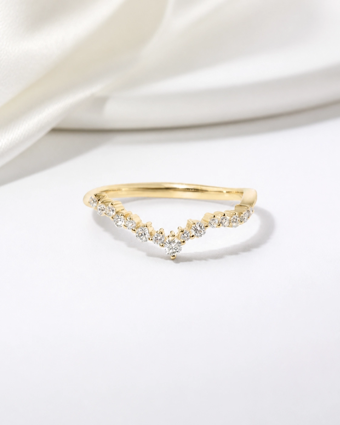 Baguette Cluster Wishbone Band